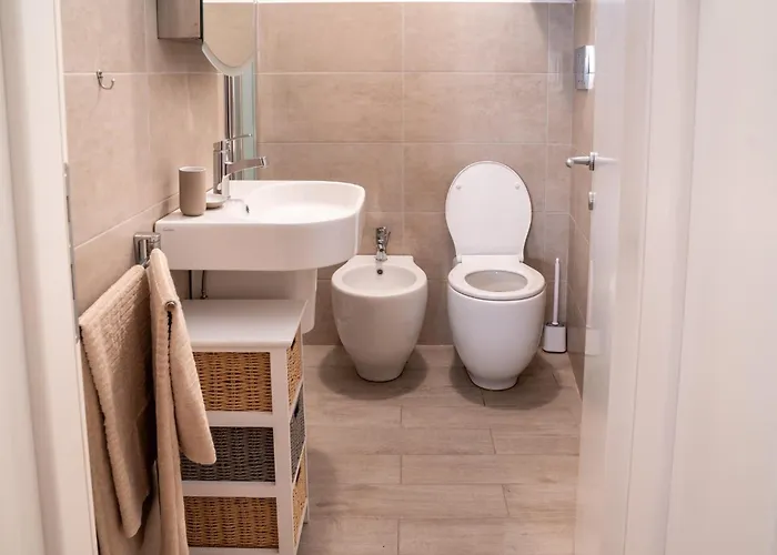 Guesthost - Cozy In The Heart Of *