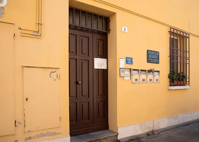 Apartment Guesthost - Cozy In The Heart Of Ravenna